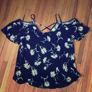 Open-neckline dressy top